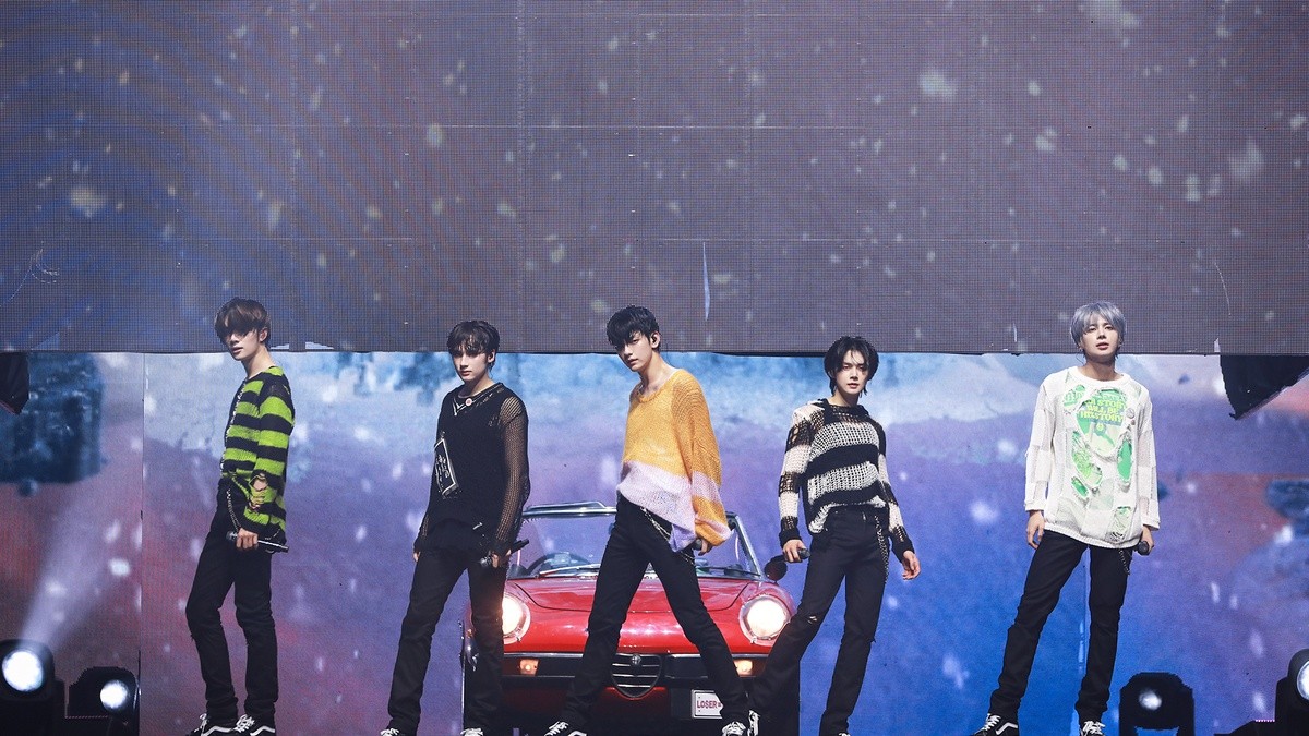 K-POP・アジア TOMORROWXTOGETHER TOMORROW X TOGETHER bring MOAs to wondrous fantasy realms in